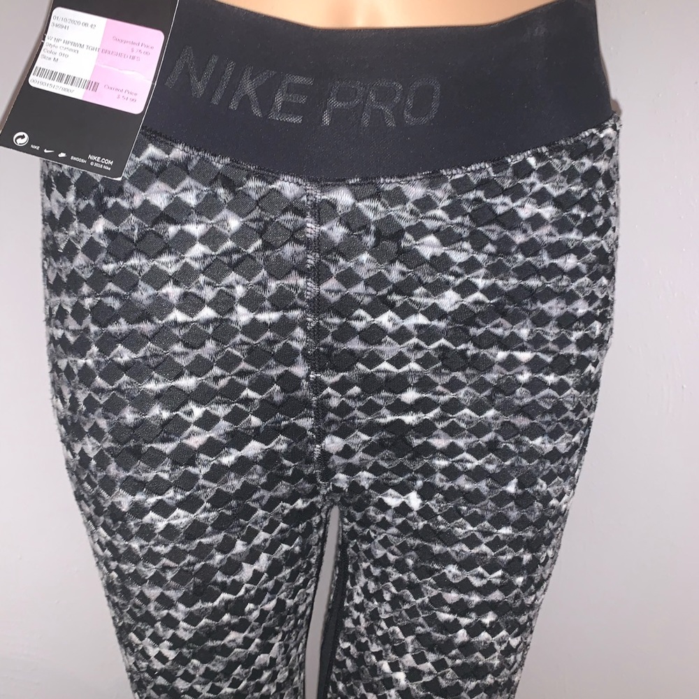 NWT Nike Pro Advanced Performance Set - Picture 8 of 8